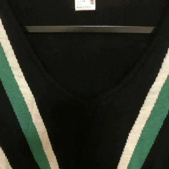 Women’s sweater size 16💚🎄🍀 - Picture 6 of 16